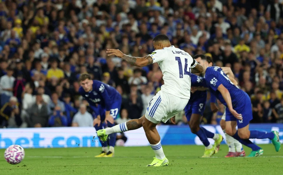 Đánh giá phong độ Everton và Leeds United